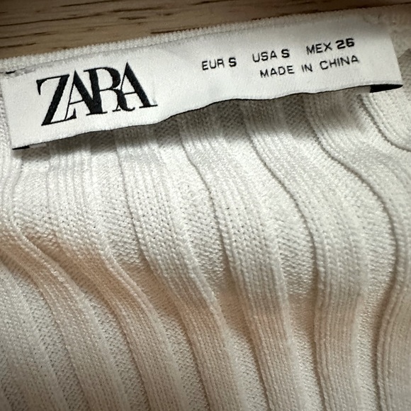 Zara ribbed knit top, size S. - Picture 3 of 4